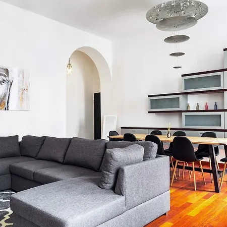 Apartment Luxury Brera 3bdr *